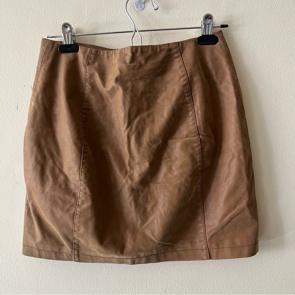 Free People Urban Outfitters Oh Snap Vegan Leather Mini Skirt Button Front 4 - Picture 3 of 12